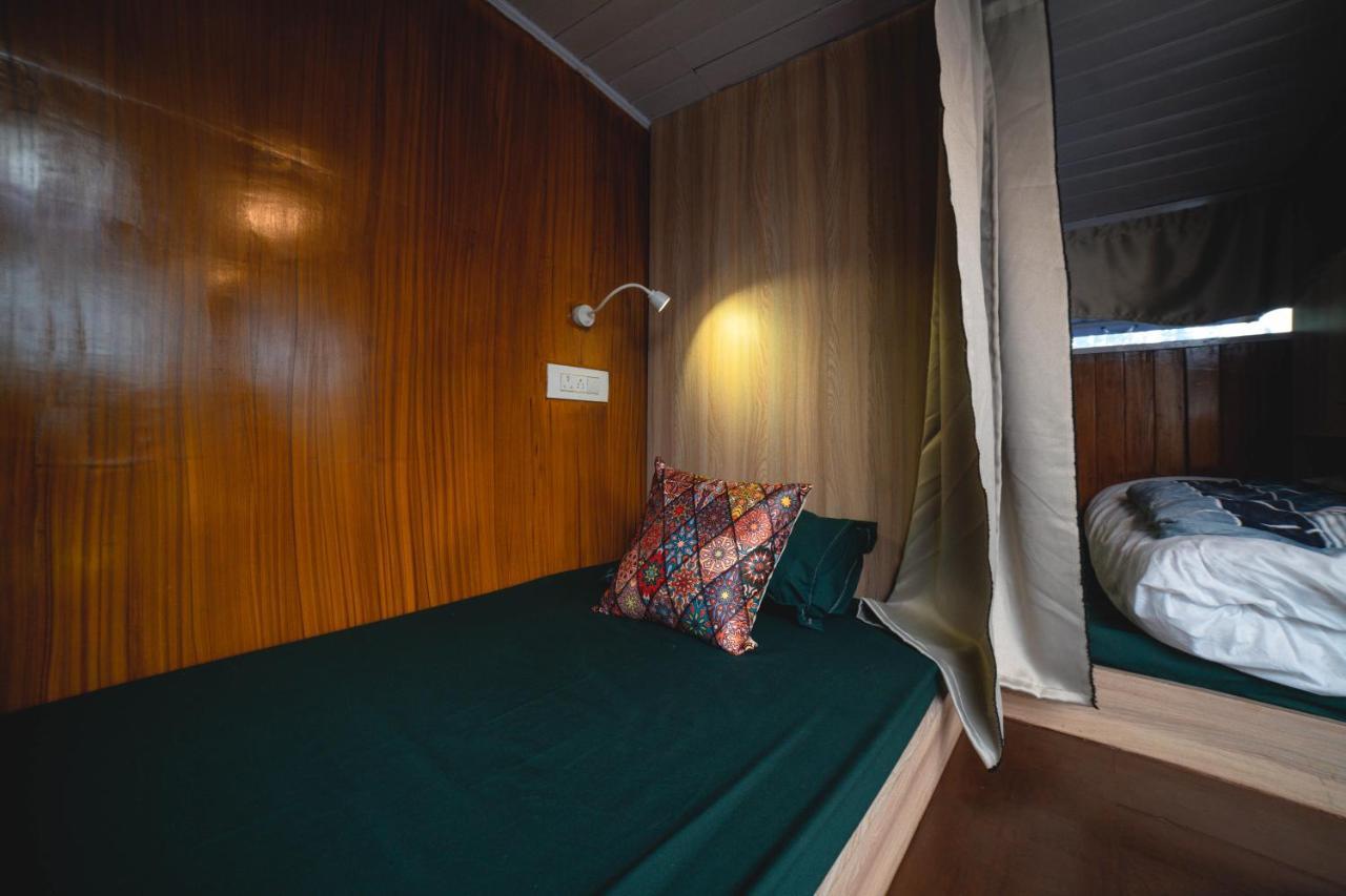 Tag Along 2 0 Hostel Gangtok Exterior photo