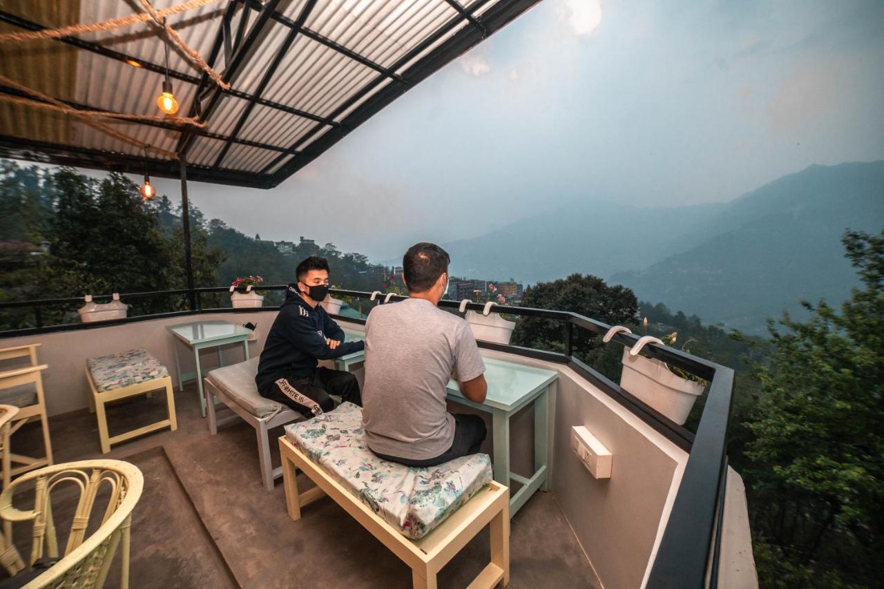 Tag Along 2 0 Hostel Gangtok Exterior photo